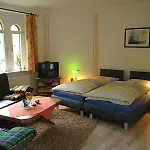 בית הארחה Hotel-pension Koenigswald